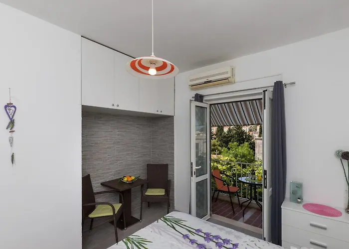 Bradas-double With Shared Bathroom No3 Dubrovnik